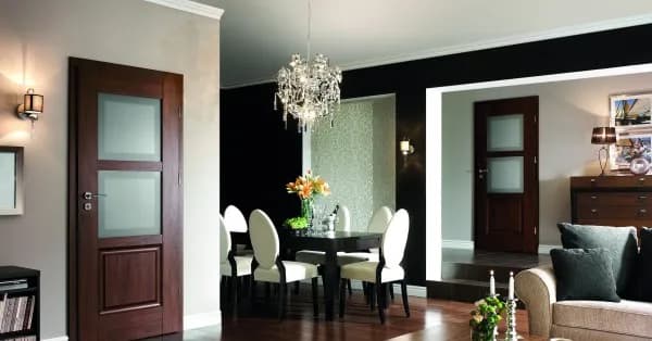 Ile kosztuje wymiana drzwi wejściowych? Poznaj ukryte koszty i porady